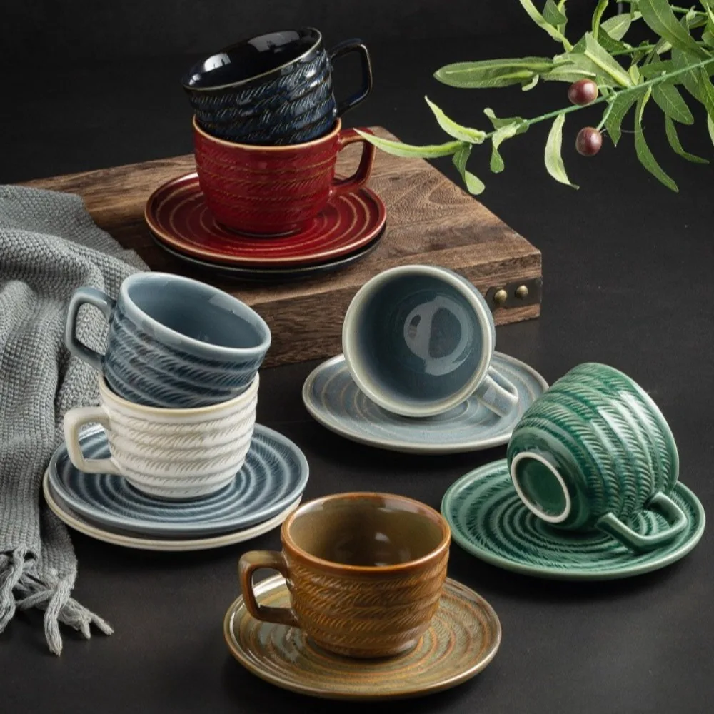 Fancy Art Design Embossed Floral Ceramic Tea Cups Vintage with Base Coffee Mugs Elegant Cappuccino Cups Home Use