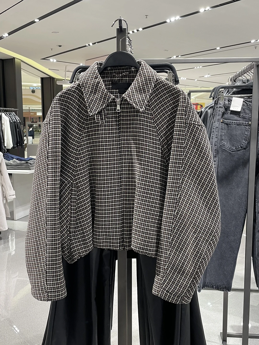 

Winter New Women's Plaid Cotton Pilot Jacket Stand Collar Long Sleeve Outerwear Short Style Zipper Closure Fashionable Ladies
