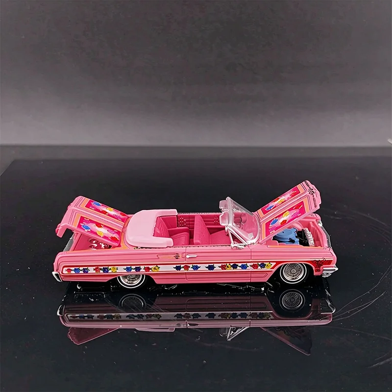 FW Diecast 1:64 Scale Impala Lowrider Alloy Simulation Car Model Collection Ornaments Holiday Gift Display