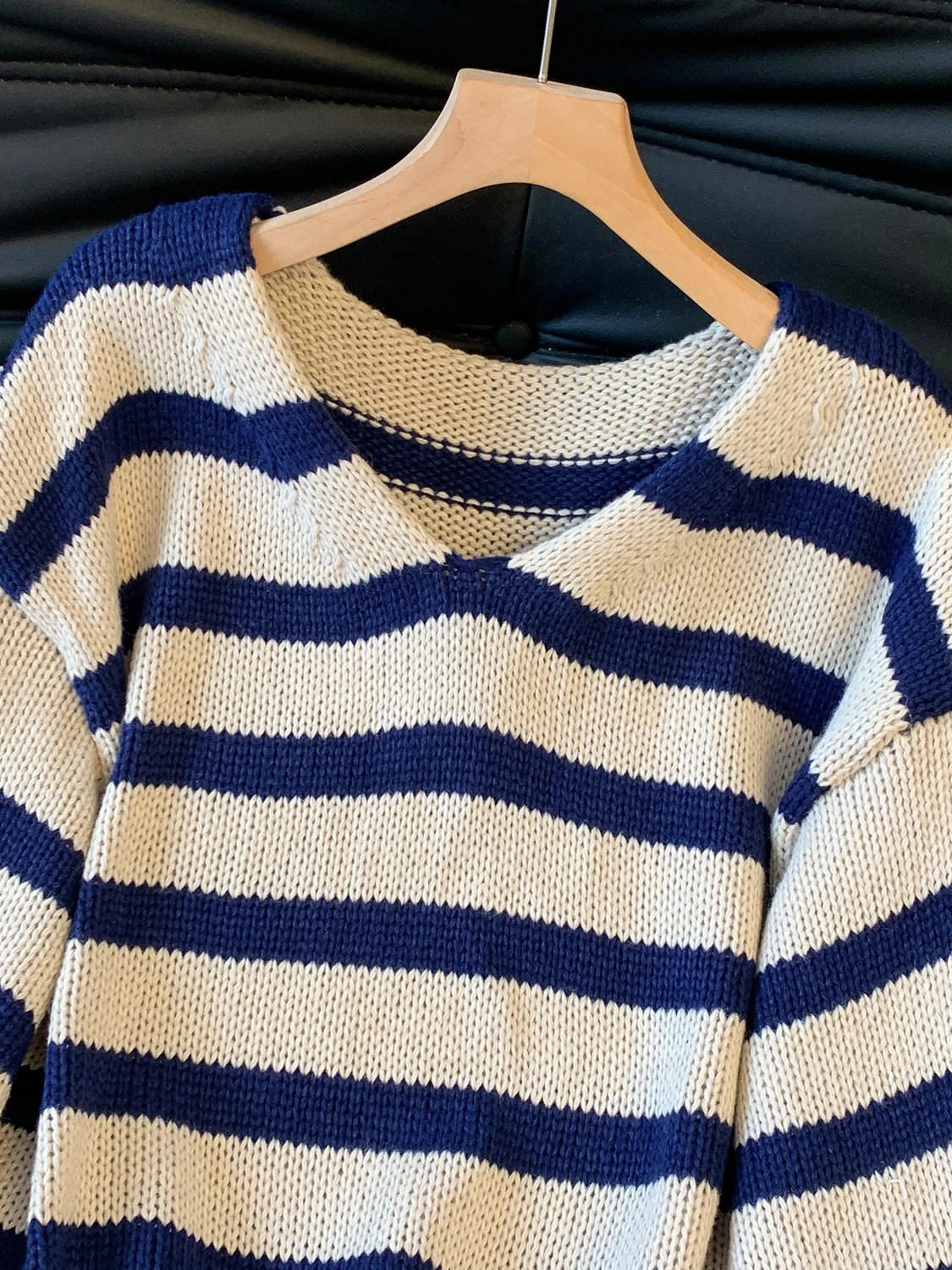 가을 겨울 여성용 브이넥 스트라이프 니트웨어 루즈핏 롱 슬리브 터틀넥 스웨터 브랜드 디자인 감각 탑 패셔너블한...