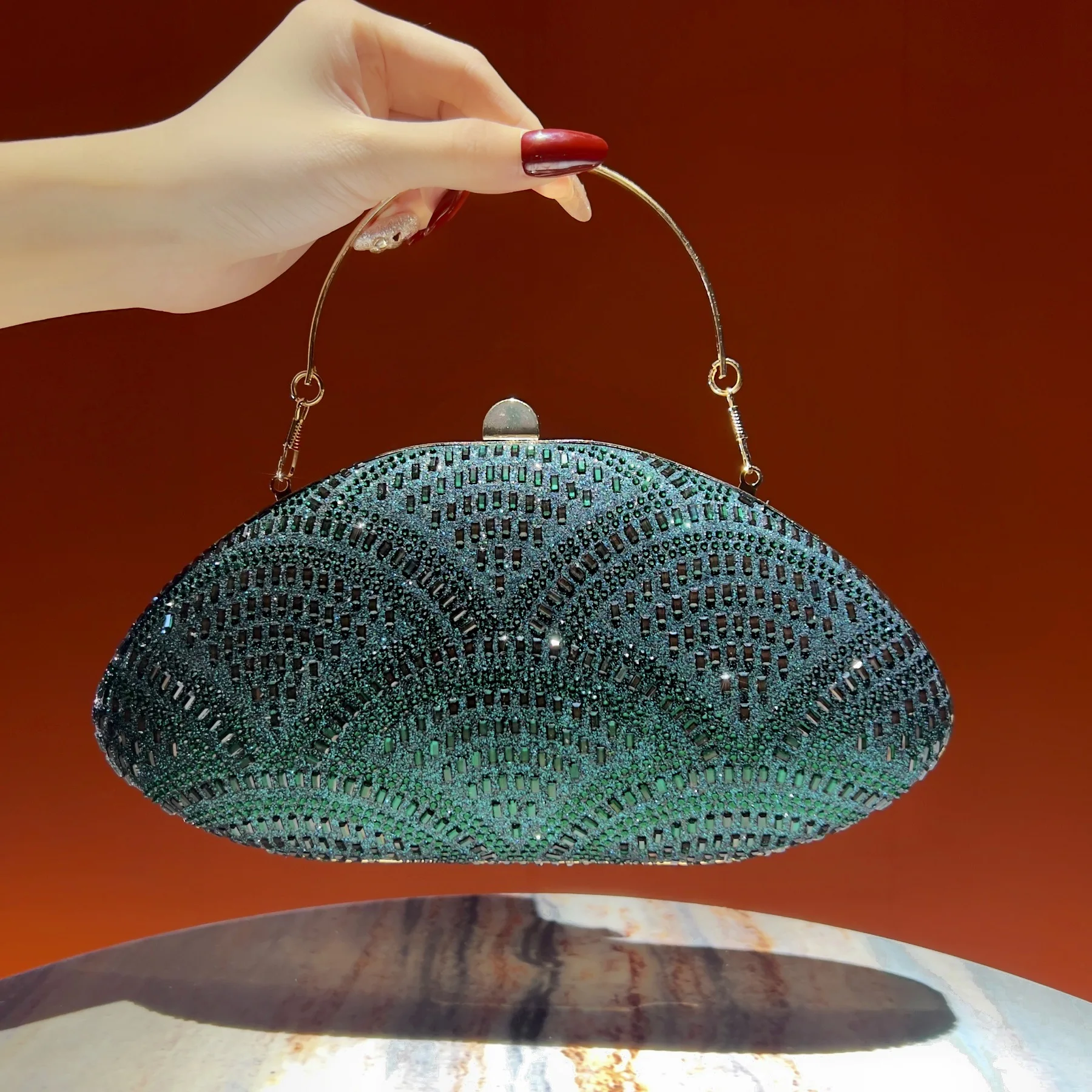 New light luxury rhinestone handbag celebrity high value dinner bag women's temperament small clutch bag women's bag