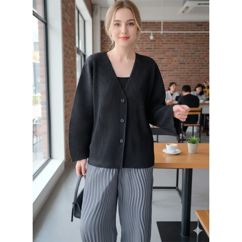 

Miyake Pleated Jacket 2026 Spring New Plus Size Minimalist Pleats Jacket V-neck Loose Large Version Casual Long-sleeved Cardigan