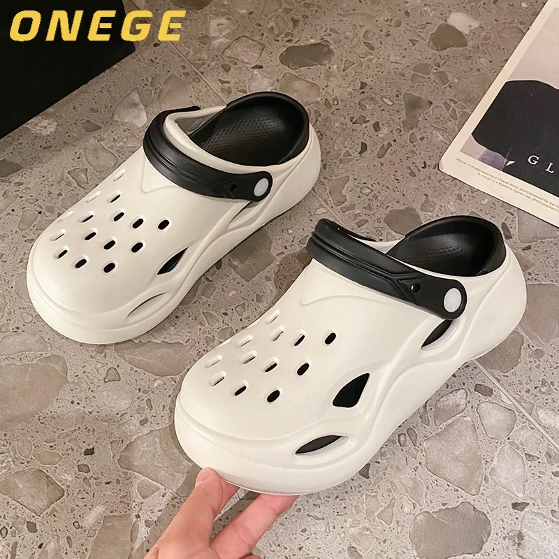 A Pair Of Summer Wo… - image