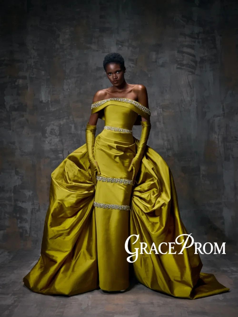

Chic Shinny Beaded Evening Dress With Overskirt Off Shoulder SatinWedding Party Gowns Customized Formal Banquet Gowns