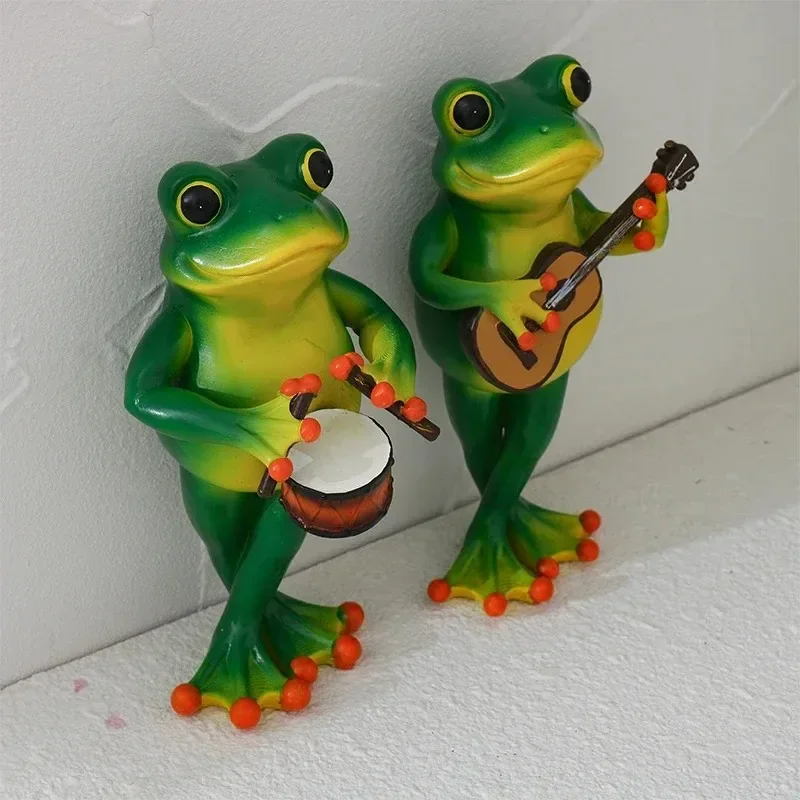 New Interesting Frog Shaped Resin Ornaments, Miniature Model Ornaments Of Frog Playing Musical Instruments Home Decor Crafts