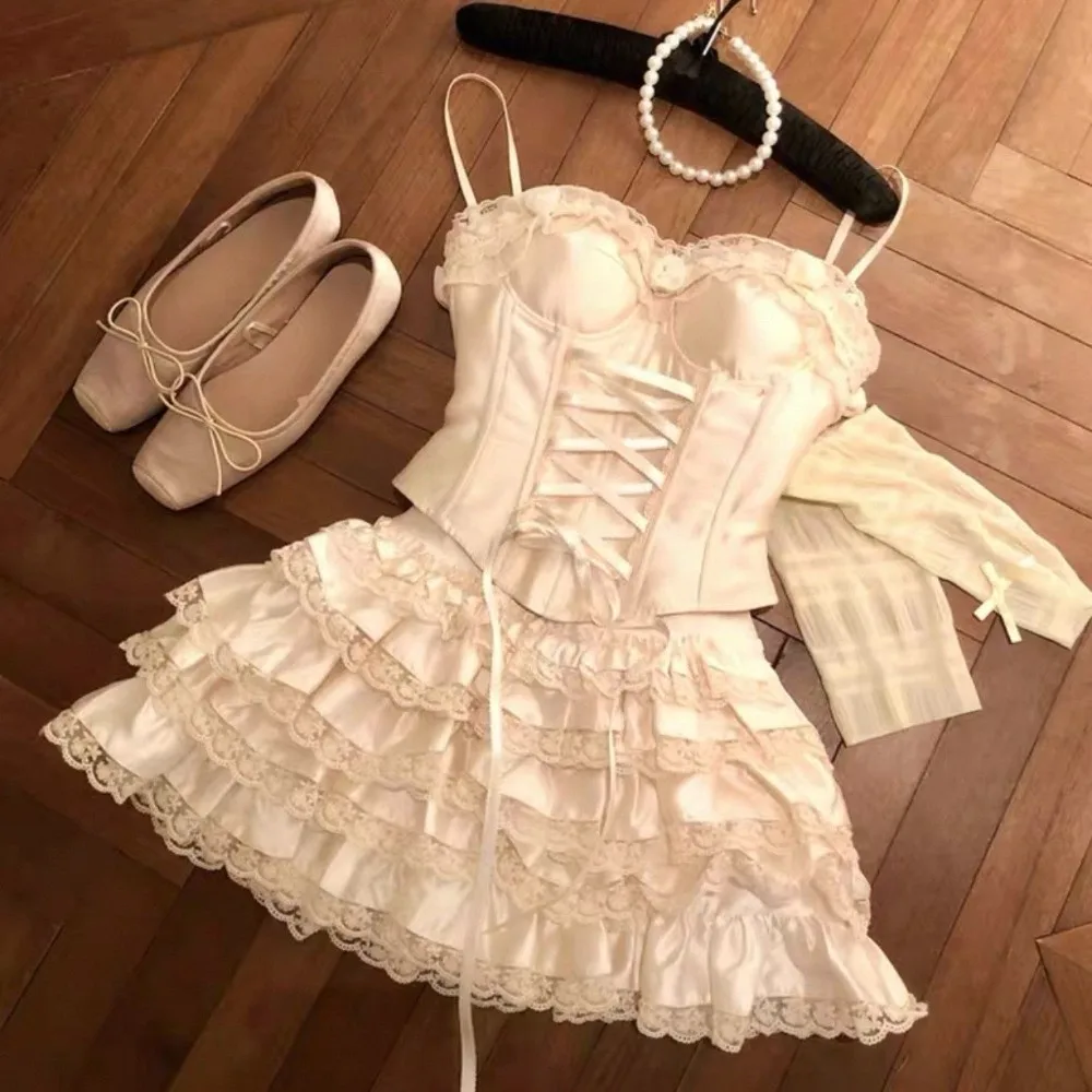 Top Sem Mangas com Laço e Renda, Conjunto de Saia Curta com Babados, Roupa Sexy, Saia Floral, Moda de Rua