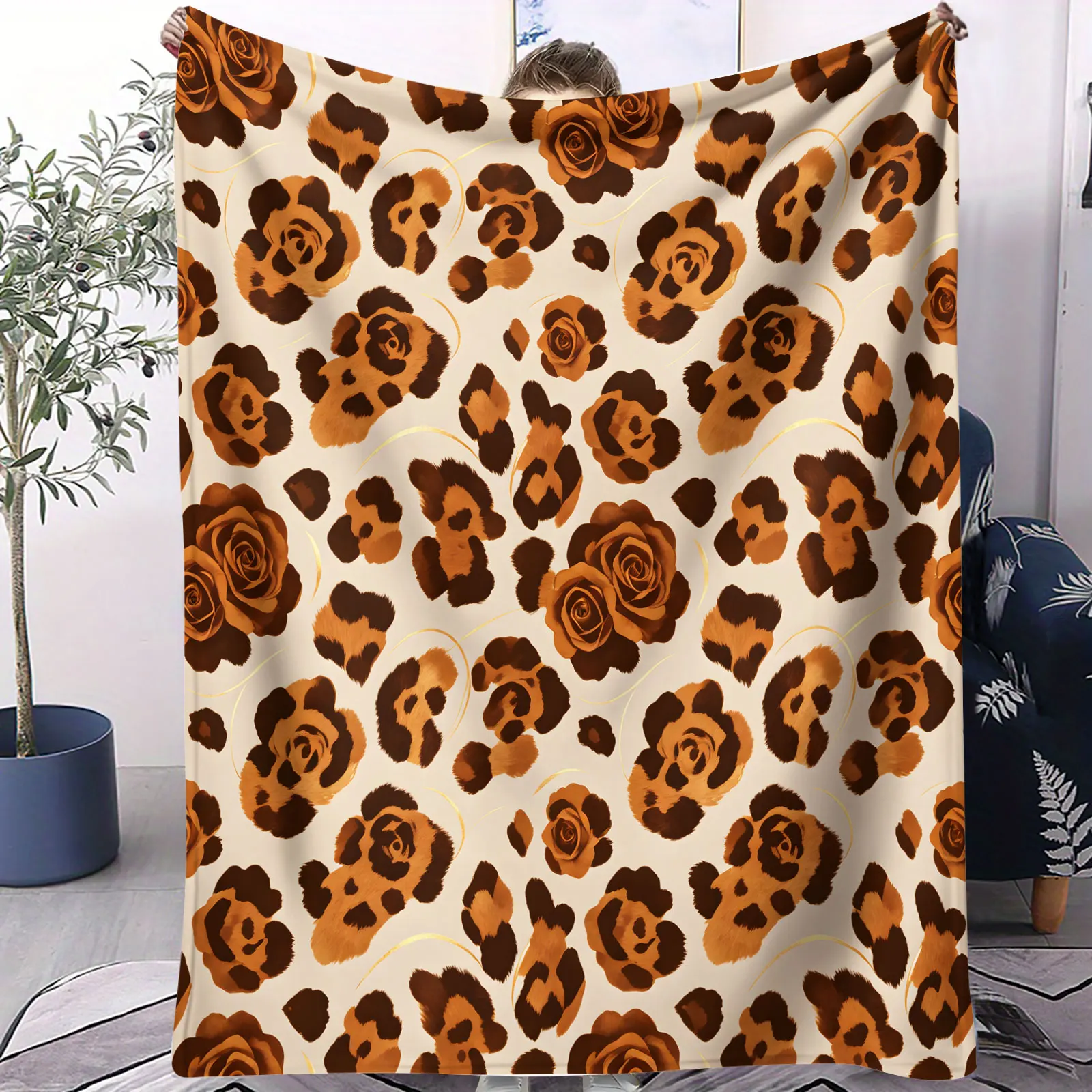 Leopard Rose Print Flannel Blanket Soft Warm Plush Throw Blanket for Sofa Bed Couch Car Camping Picnic Home Decor For All Season