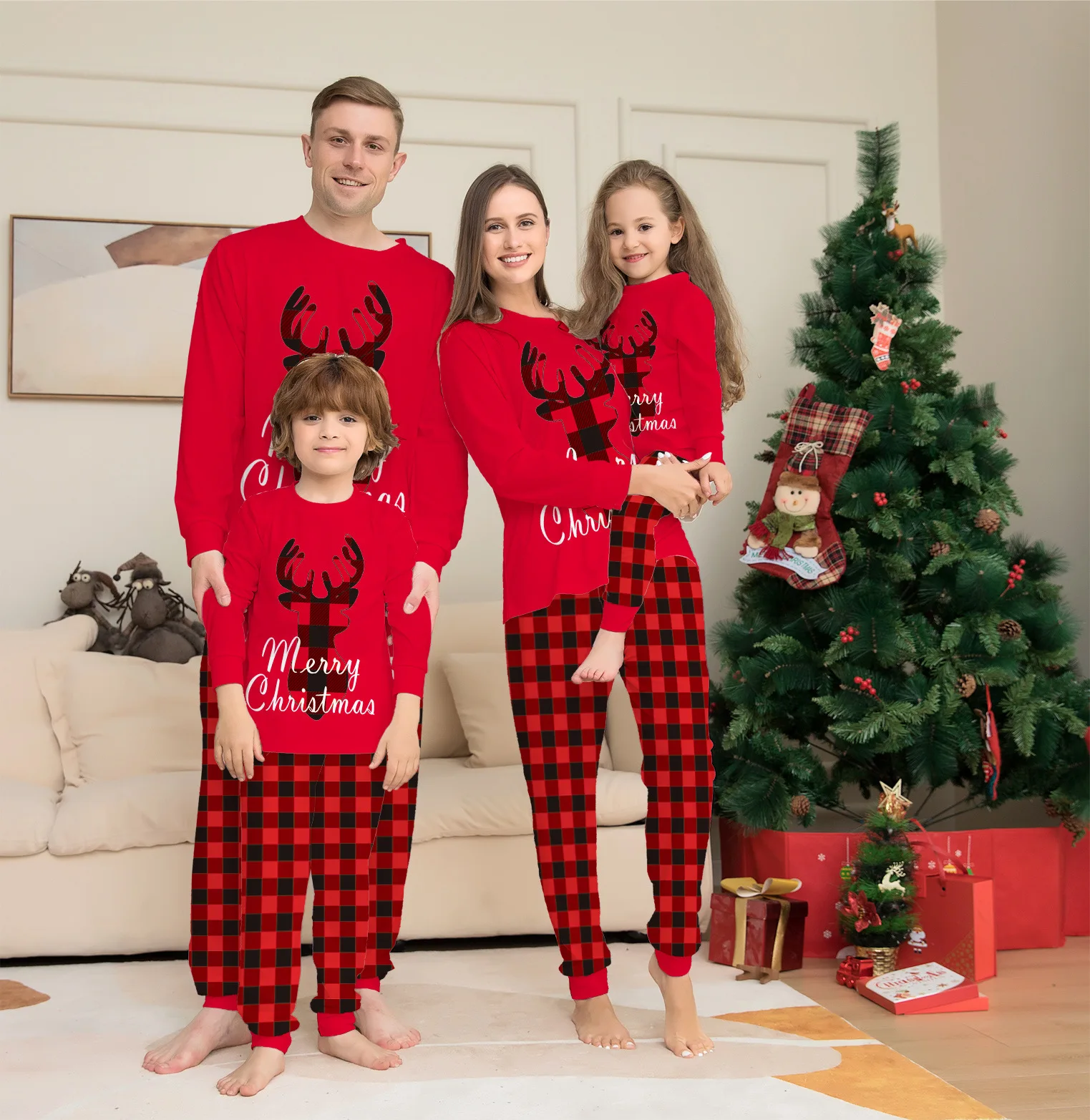 

New Year's Costume Merry Christmas Print Pajamas Set for Family Mom Dad Kids Matching Outfit Full Sleeve Home Suit Xmas Look Pjs