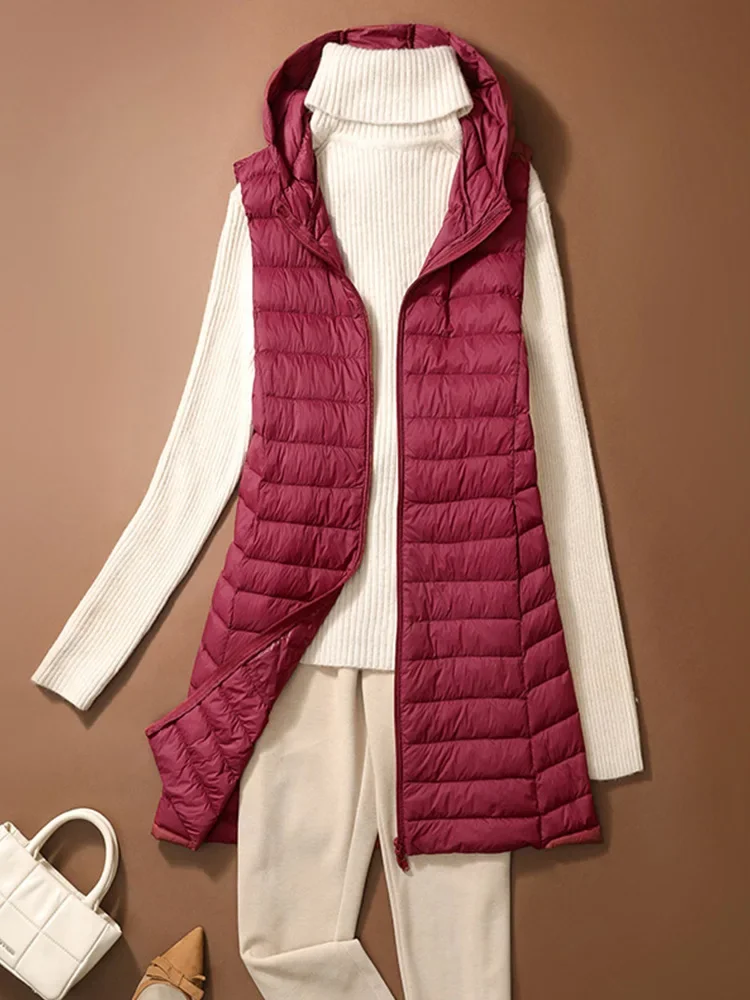 0-10 ℃   ผู้หญิงเสื้อกั๊ก 2025 ฤดูใบไม้ร่วงฤดูหนาว Ultralight เป็ดลงเสื้อแบบพกพา Hooded Quilted เสื้อแขนกุดปักเป้ายาว