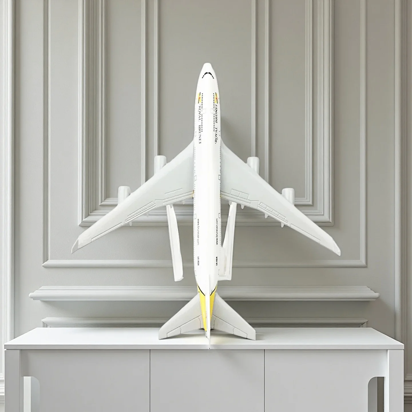 Display Model 747 Alloy Metal Aircraft Model Royal Brunei Airlines B747 With Aircraft Stand 16cm 1:400 Scale Aeroplane Model Pla