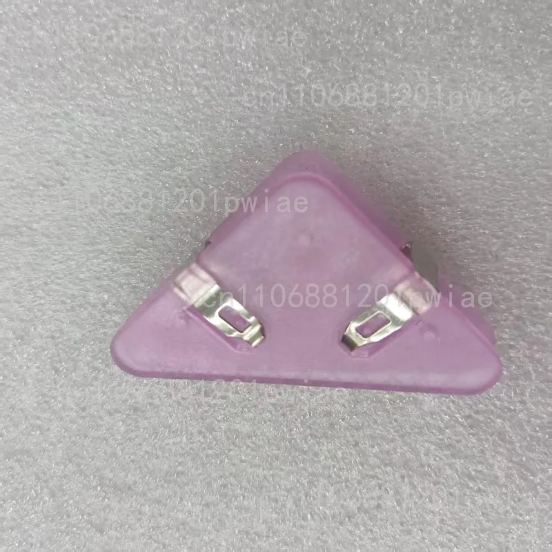 

Треугольные угловые зажимы для файлов: незаменимый инструмент для организации экзаменационных работ и документов