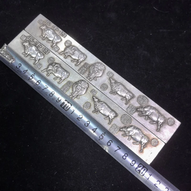 Antique Handicrafts Old Pure Copper Silver Plated Miscellaneous Five Ox Leveling Ruler Relief High Definition Leveling Ruler Fou