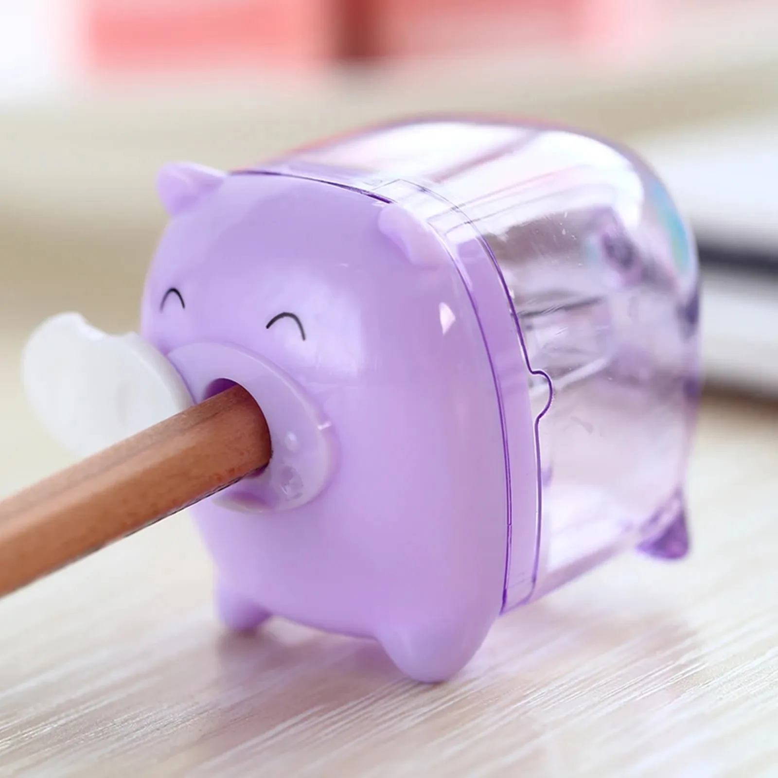 1 Pcs Deli Cute Kawaii Animal Pig Sweet Candy Colored Pencil Sharpener Korean Kids School Supplies Stationery