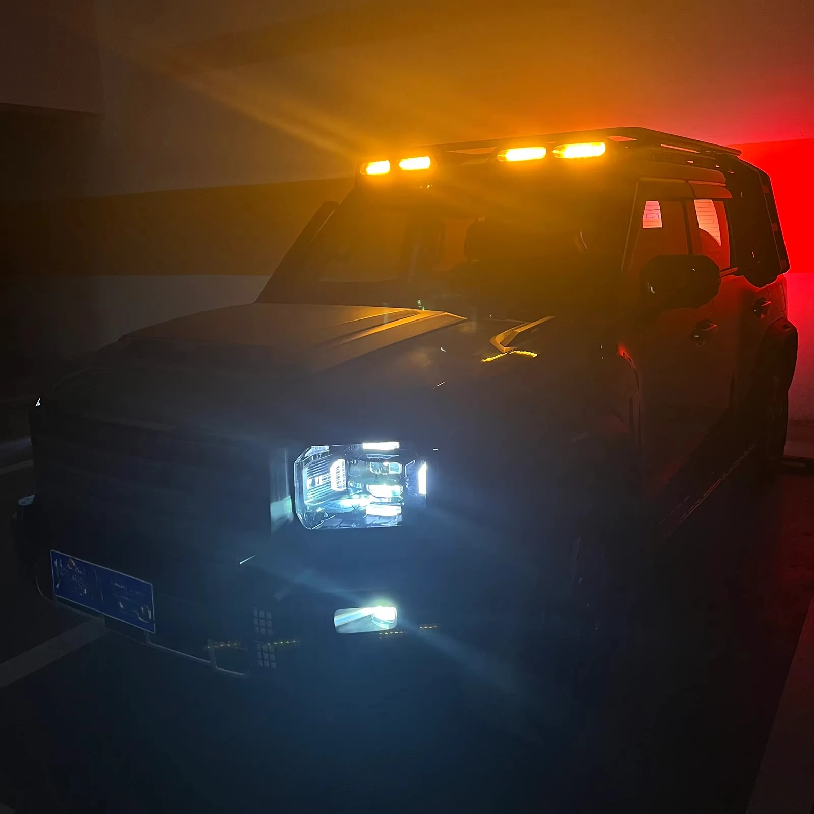

Wholesale Defender Style Four-Lamp Roof Light Accessories for T2 Car Accessories Body Kits LED Spotlight