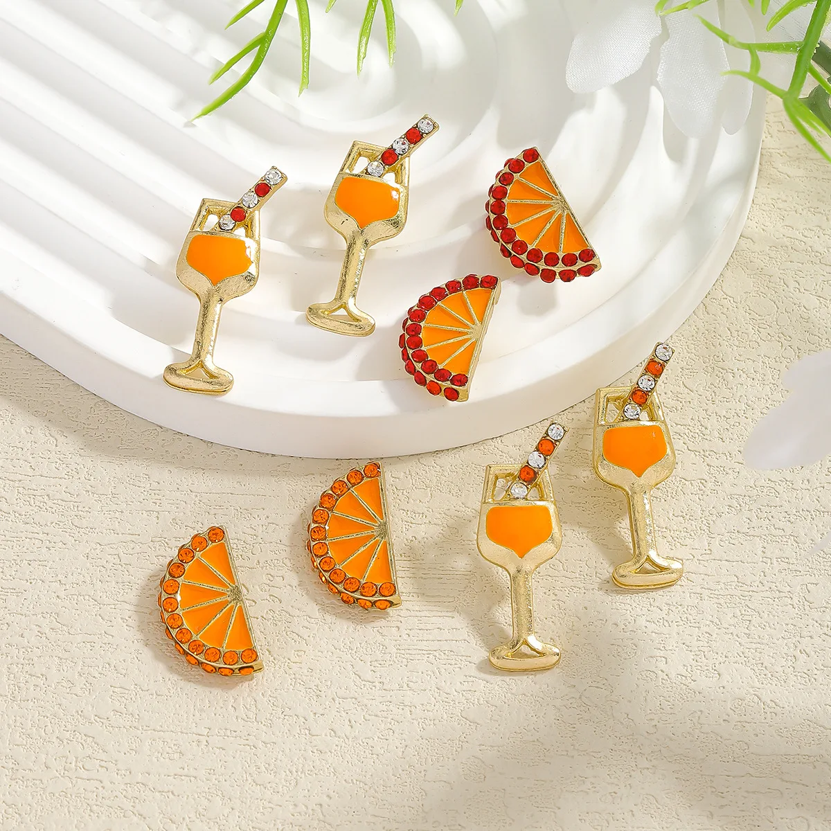 Personalized fruit wine glass with diamonds, lemon slices, earrings, luxury creative fan-shaped oil drip earrings, stud earrings