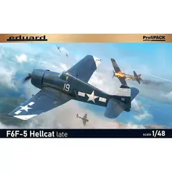 Eduard 8229 1/48 F6F-5 Hellcat Late ProfiPACK (Plastic model)