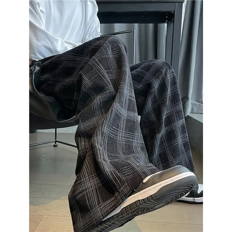 

Men's plus Size Straight Leg Plaid Sweatpants Black White High Waist Casual Trousers Fashionable Autumn Winter Street Style