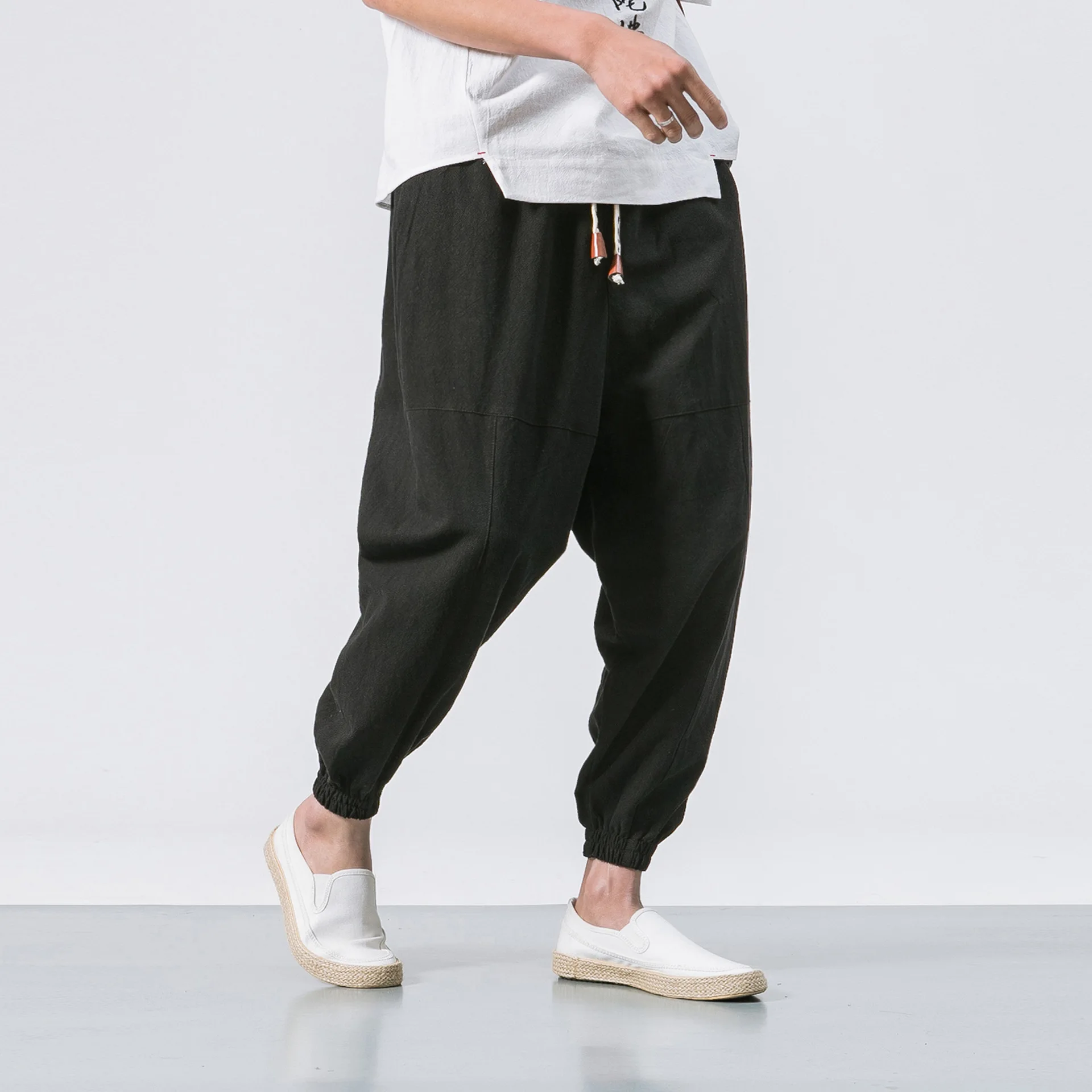 New Cotton Linen Harem Pants Men Solid Elastic Waist Streetwear Joggers Baggy Drop-crotch Pants Casual Trousers Men