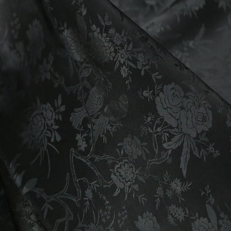 Tecido jacquard de seda tradicional cheongsam de corte plano flip-top vestido hanfu de manga grande roxo