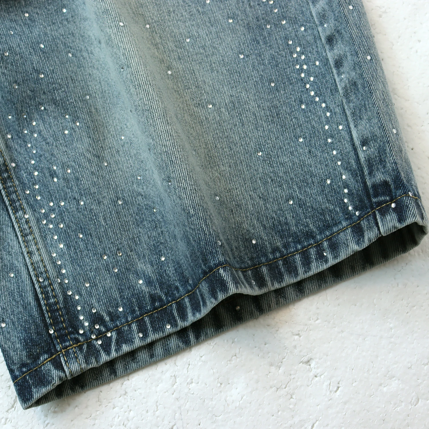 Streetwear Full Shinning Diamond Black Blue Jeans Shorts for Men and Women Vintage Baggy Rhinestone Baggy Denim Shorts Oversized view 6