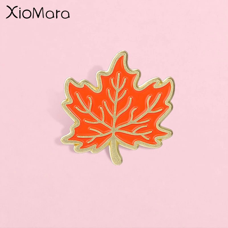 Classic Orange-Red Maple Leaf Enamel Pin, Autumn Fall Leaf Badge, Fashion Clothes Backpacks Accessory, Gift for Nature Lovers