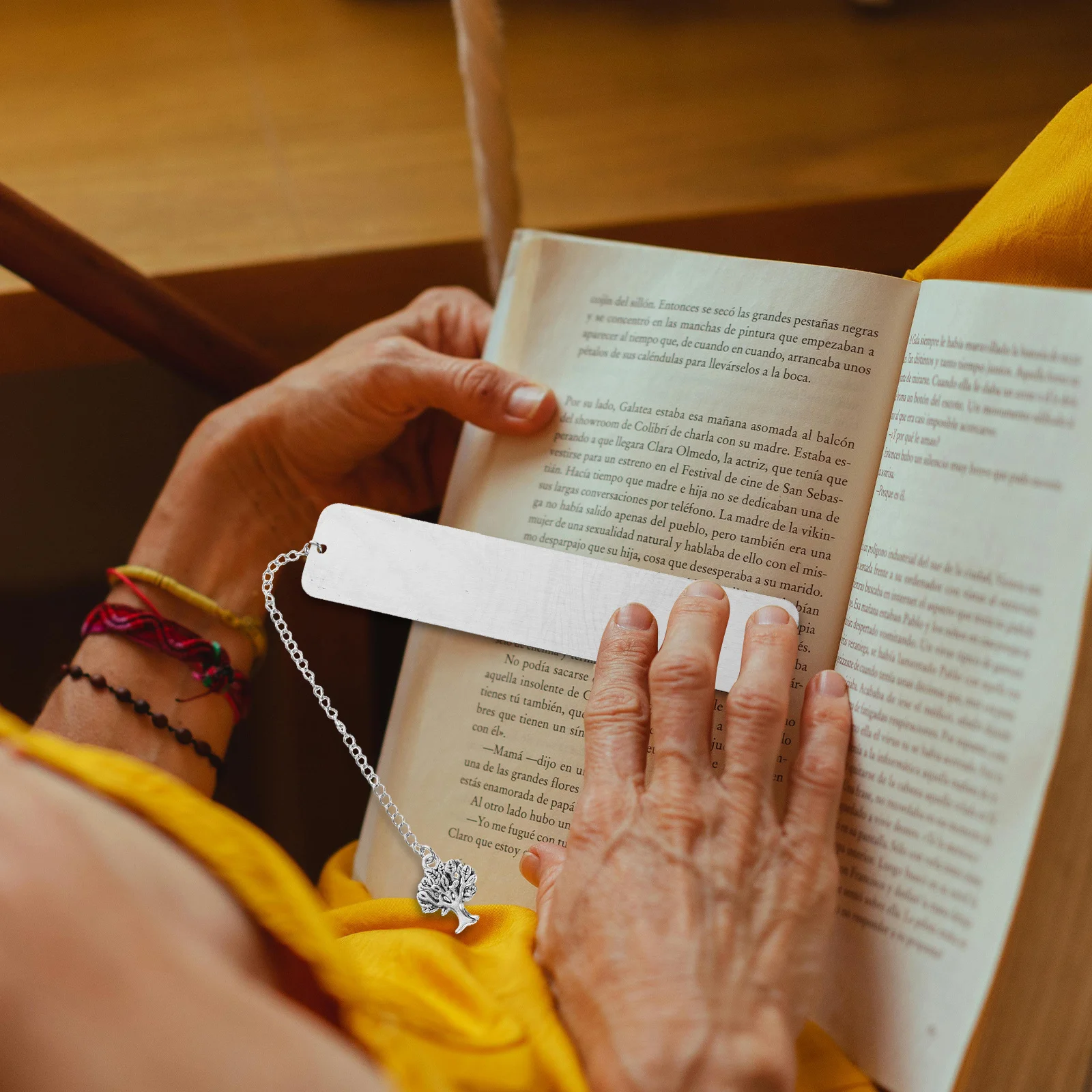 

2pcs Life Tree Pendant Bookmark Stainless Steel Metal Bookmarks For Teens Students Teachers Book Lovers Gift Chain Marker Decor