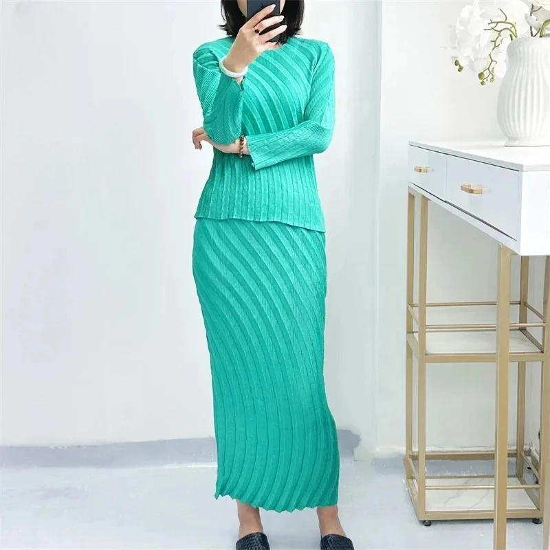 

Miyake 2025 Summer Fashion Casual Women's Set Elastic Slim Pleated Pullover + Irregular Folded High Waisted Skirt 2 Piece Set