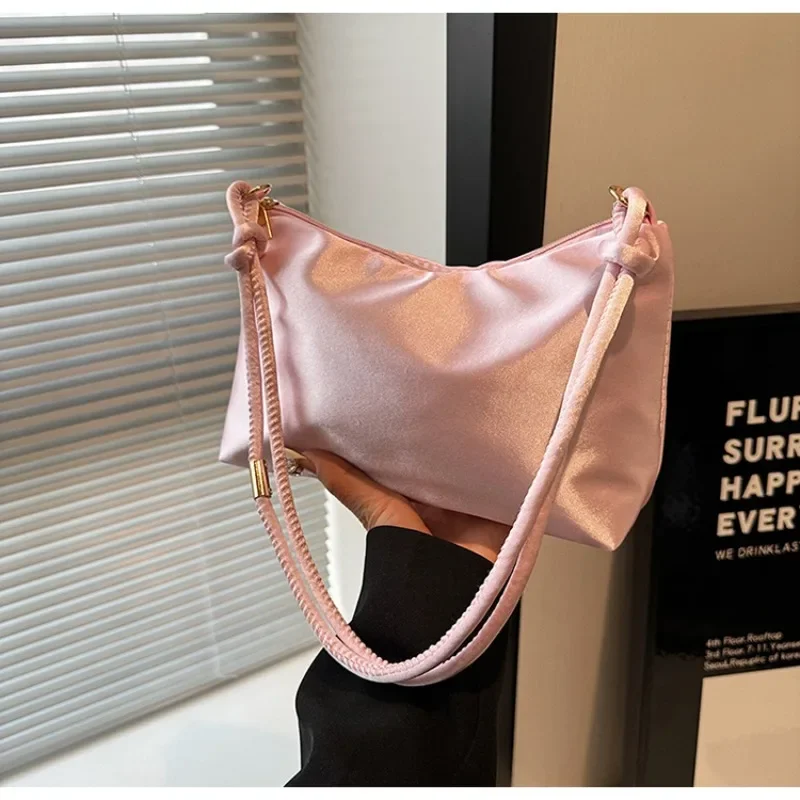 Korean Version of Temperament Glossy Satin Underarm Bag Women's 2024 Spring and Summer New High-end Fashion Casual Shoulder Bag