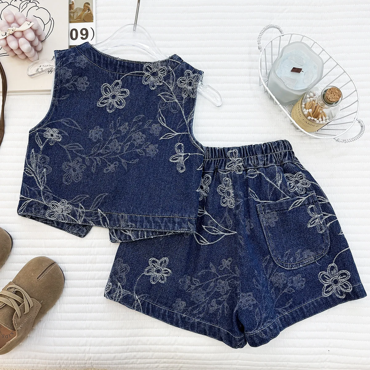 Summer Girls' Denim Set New 2026 Retro Printed Floral Cowboy Vest High Waist Loose Shorts Baby Girls Casual Two Piece Set