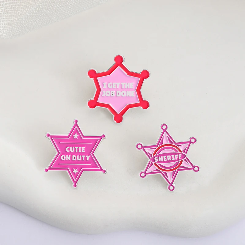 كتي على واجب المينا دبابيس الوردي شريف حصلت على الوظيفة دبابيس التلبيب شارات كاوبوي لعبة مجوهرات هدية للأصدقاء #5