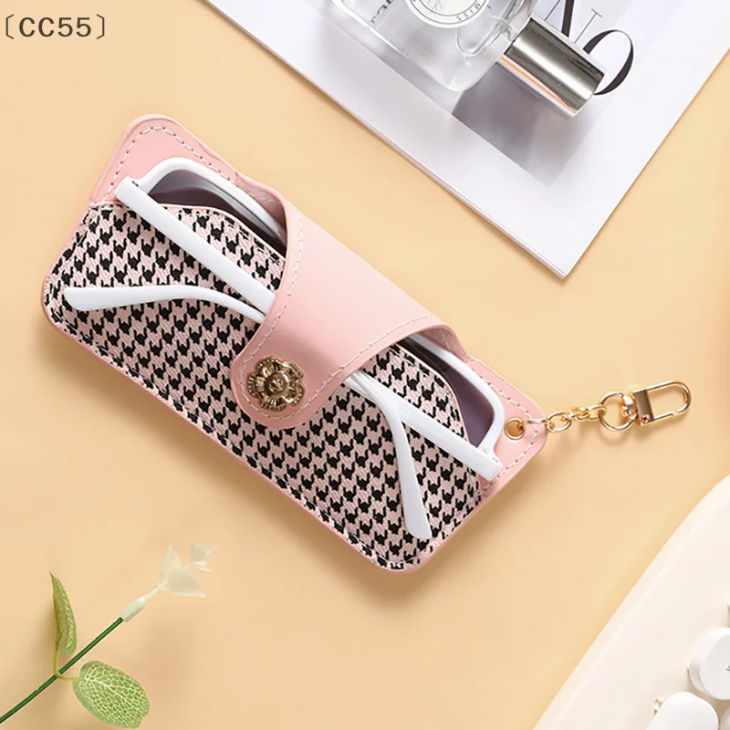 [-CC55] حامل نظارات مطبوع بنقشة Houndstooth مع سلسلة مفاتيح حافظة نظارات عتيقة حقيبة تخزين النظارات الشمسية المحمولة للسفر اليومي