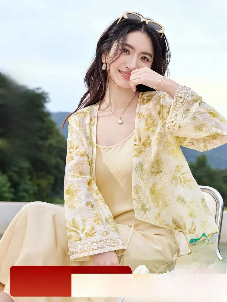 

Легкая женская куртка с вышивкой и праздничным принтом, свободного кроя, модная, весна 2026, новинка