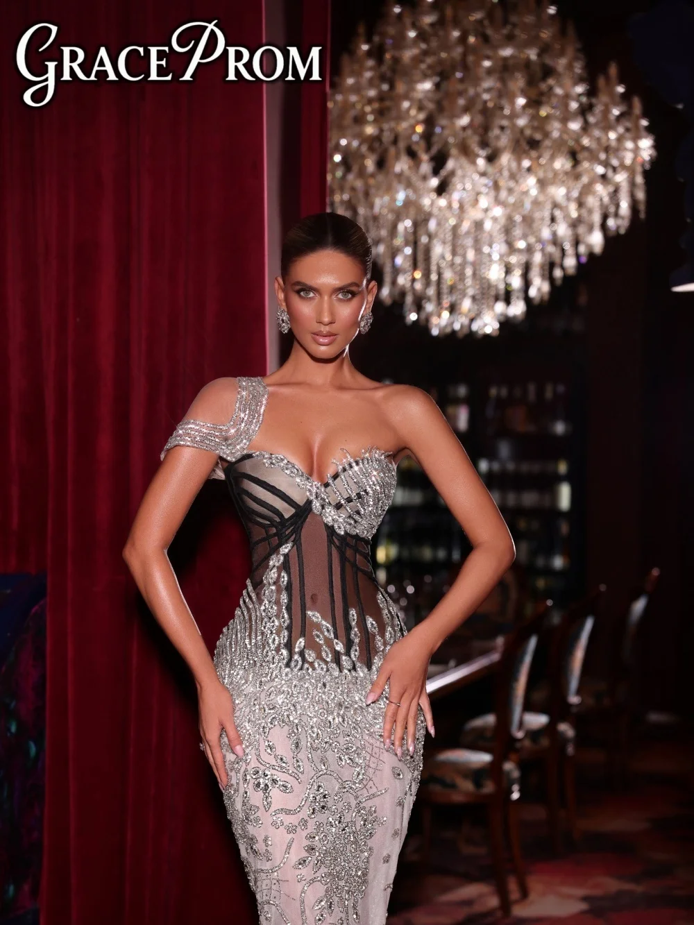 

Romantic High Neck Evening Dress 2026 Dazzling 3D Lace Crystal Beaded Mermaid Sheer Gown Exquisite Applique Red Carpet Dress ف