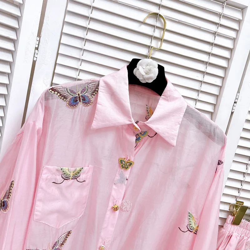 2024 Summer New Embroidery Light Pink Shirt Shorts Suit Women Classic Butterfly Decorative Buttons Shirts Top Shorts 2-Piece Set