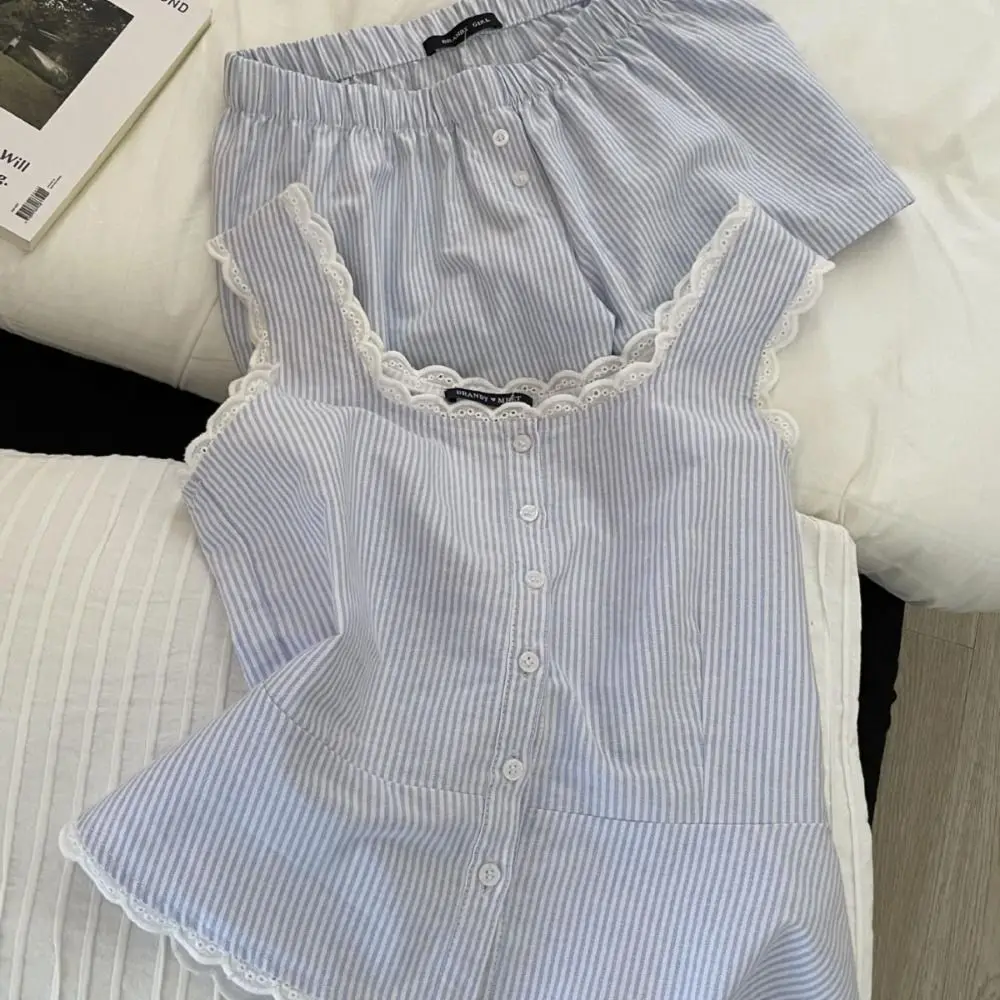 Moda rendas listrado pijamas terno único breasted verão pijamas azul sem mangas pijamas meninas