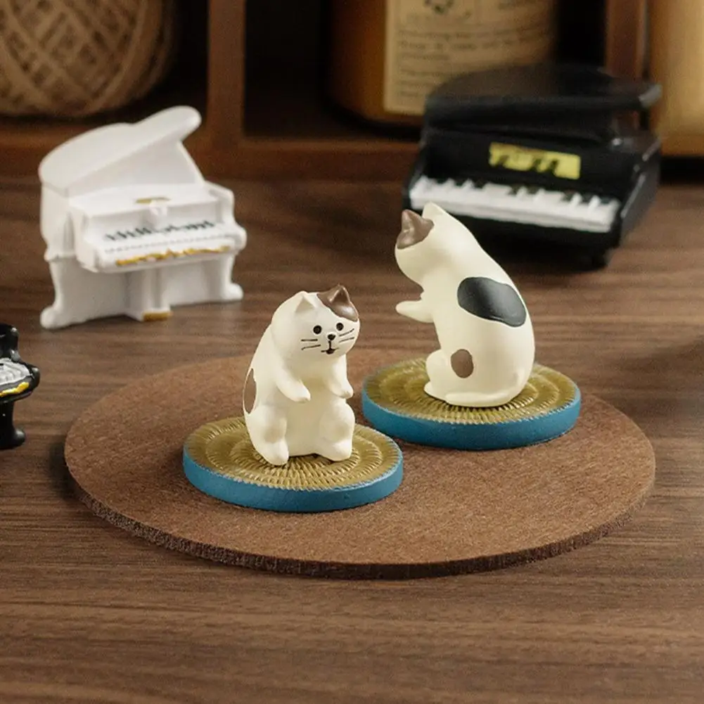 Piano And Cat Figurine Resin Piano and Cat Ornament Tabletop Cartoon Cat Sculpture for Home Office Desk Bookshelf Decoration