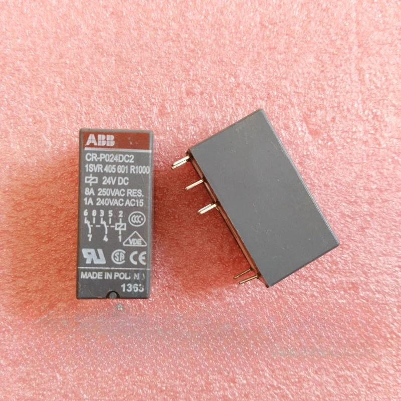 

（Brand-new）1pcs/lot 100% original genuine relay:ABB CR-P024DC2 24VDC 8pins Plug and play middle small relay