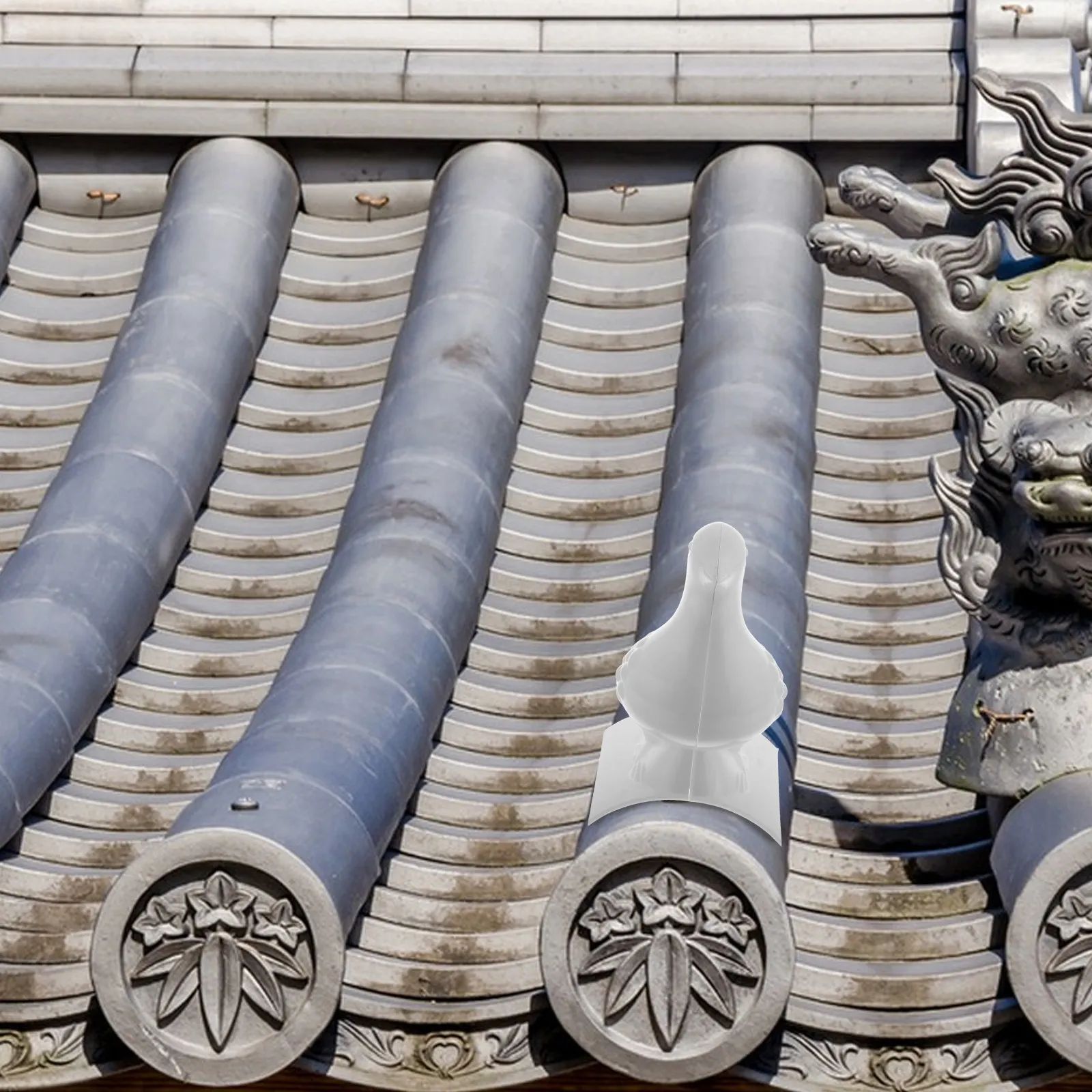 Plastic Chinese Style Roof Peace Dove Decoration Lightweight Durable Waterproof Traditional Roof Bird Ornament Easy Install