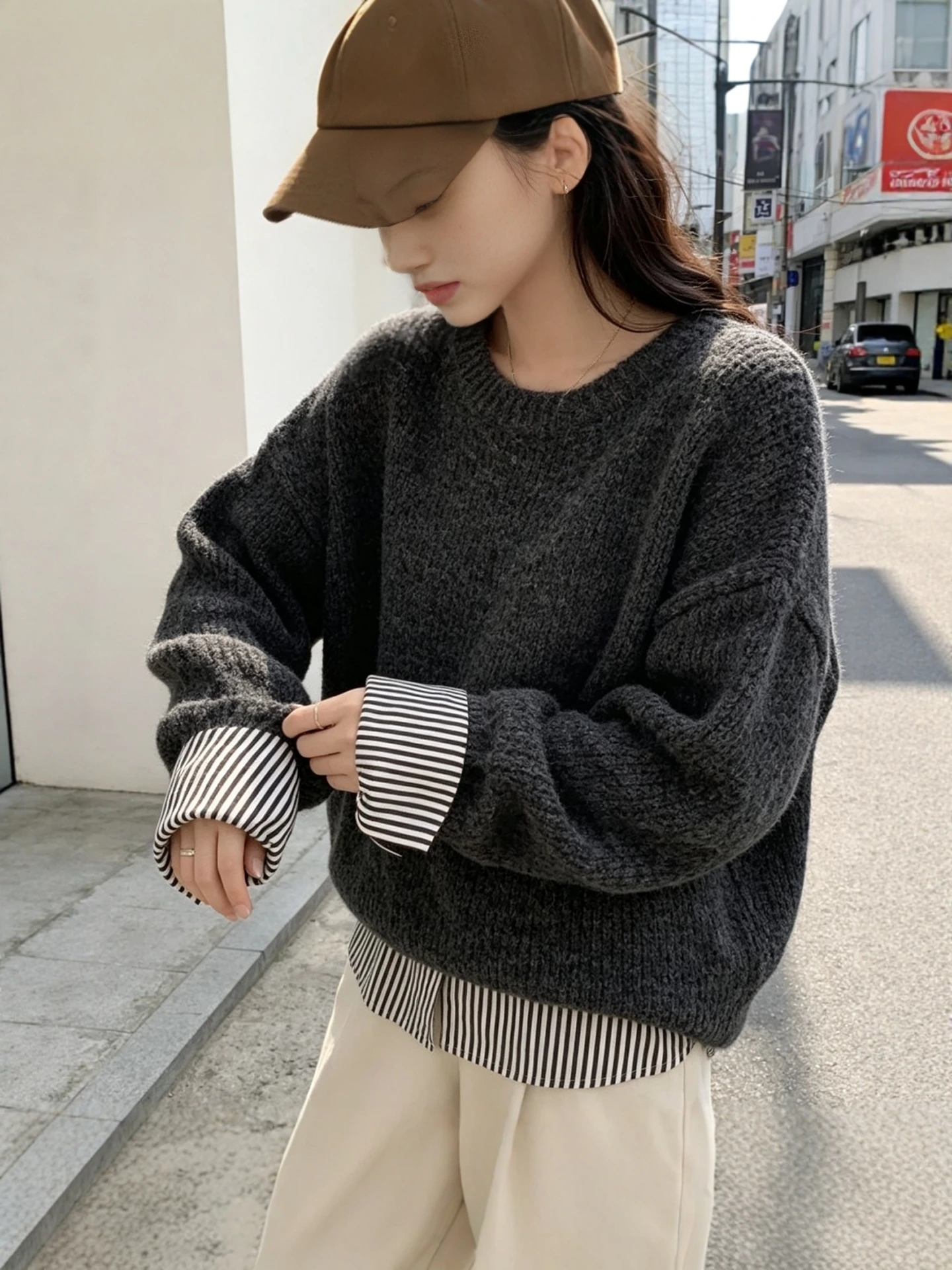 Loose Women's Knitted Sweater Winter New Style Casual Soft Long Sleeve T-Shirt Style Patched Hole Design Fake Two-Piece Crew ...