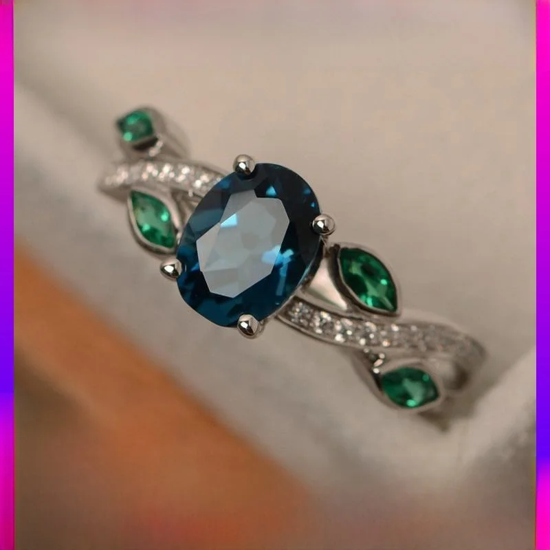 

Polysutt Luxury Color Gem Sea Blue Topaz Ring for Women Elegant Engraved Design Fashionable Jewelry Accessory