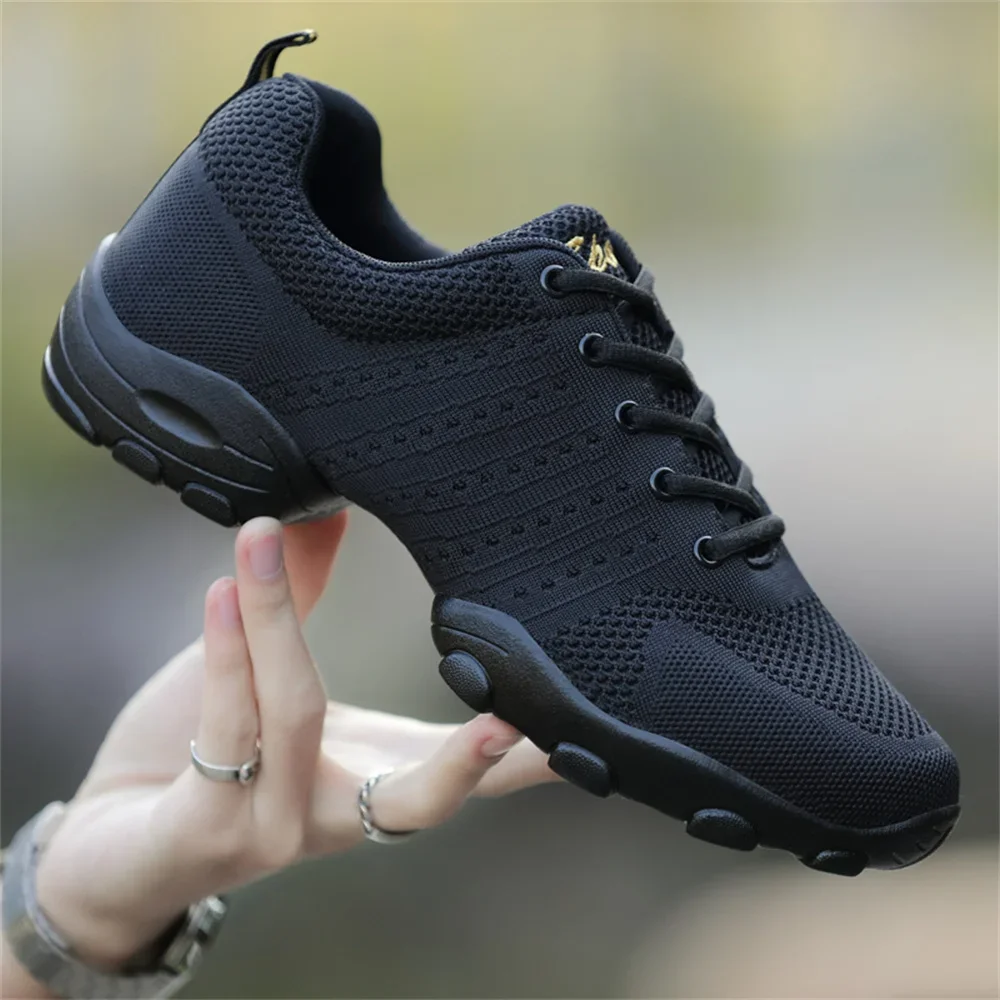 ARKKG Dance Shoes Men and Women Modern Soft-soled Jazz Sneakers Mesh Breathable Non-slip Light Female Dance Fitness Shoes Sports