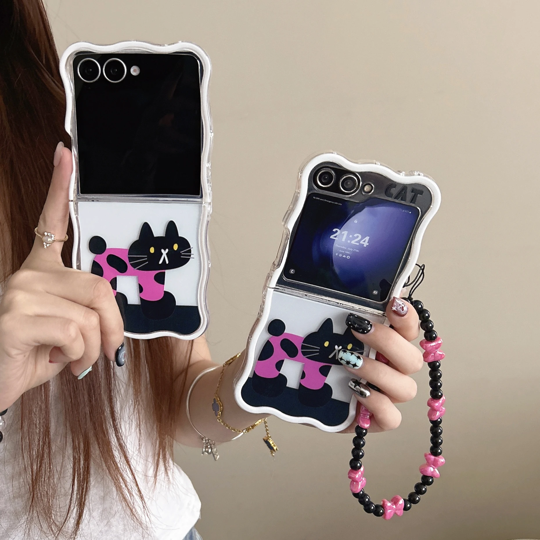

Back Cover For Samsung Galaxy Z Flip 7 6 5 4 3 Case Black Kitten Cat Bracelet Wristband Chain Soft Tpu Shockproof Phone Case