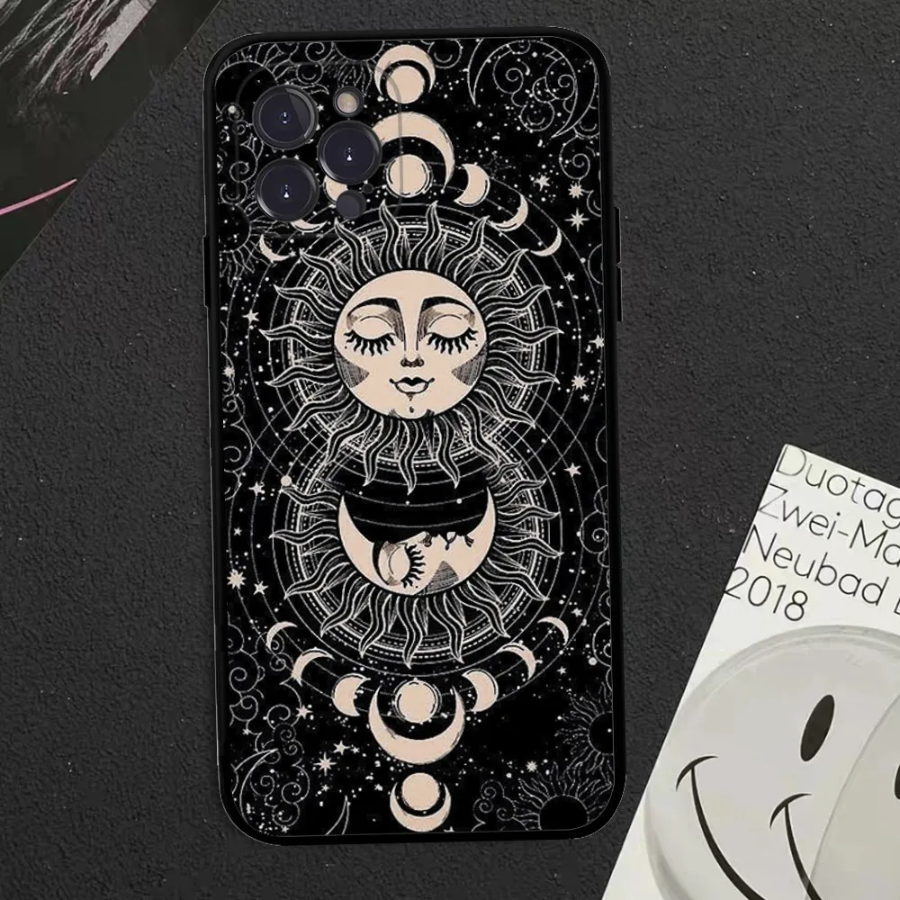 Witches Moon Tarot Mystery Totem Phone Case For iPhone 15 14 13 12 Mini 11 Pro XS Max X XR SE 6 7 8 Plus Soft Silicone Cover