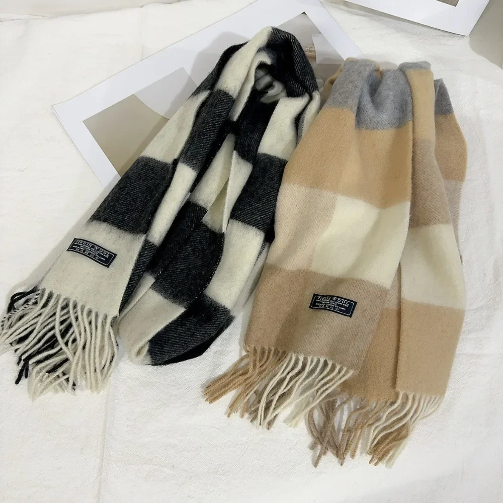 2024 Autumn/Winter New 100% Wool Women's Tassel Scarf Long Warm British Checkered Couple's Neck Thickened Outer Fashion Shawl