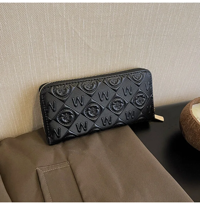 محفظة نسائية عصرية، حامل بطاقات عالي السعة مع علامة تجارية فاخرة خفيفة، متينة وسهلة الحمل #4