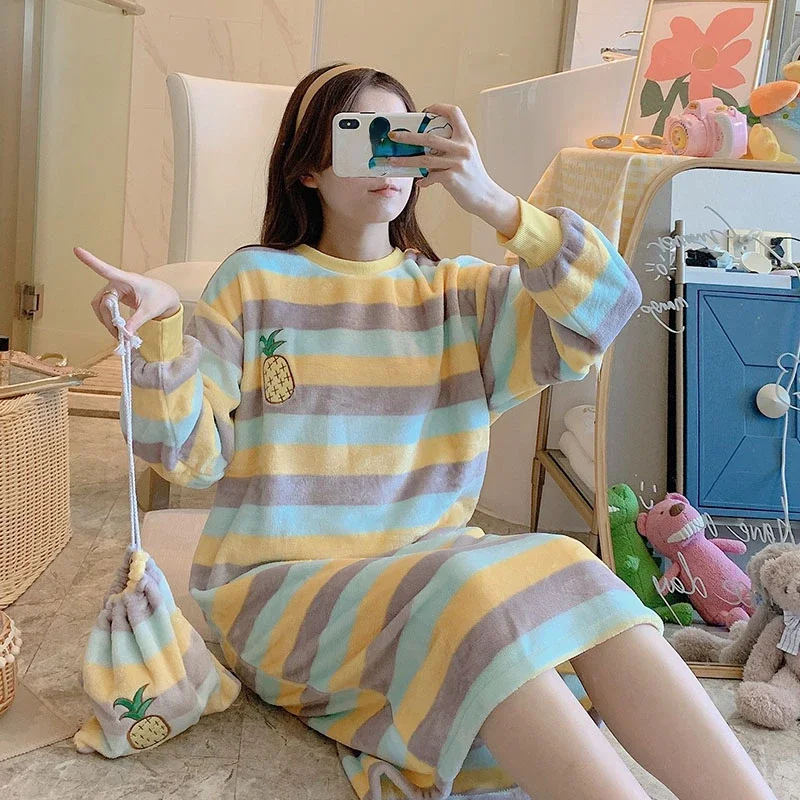 Young Girl Warm Flannel Nightdress Long Sleeve Autumn Winter Nightgowns & Sleepshirts Women Sleepwear Shirt Home Wear Clohtes