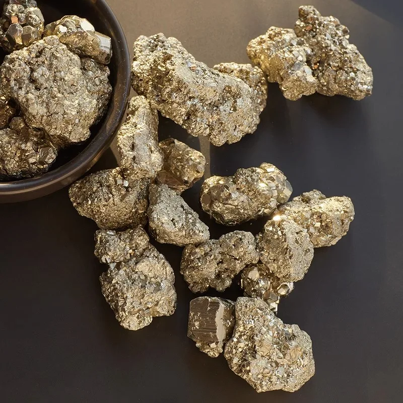 100g 2-3cm Natural Crystal Ore. Pyrite And Chalcopyrite Rough Stones And Gemstones Metal Mine Popular Science Teaching Specimens