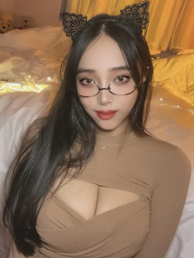 Autumn Korean Girl Female Elegant Vneck Long Sleeve T Shirt + Hollow Out Cross Tops Tees Tank Camisole Sexy Top Women Sets Y2EJ