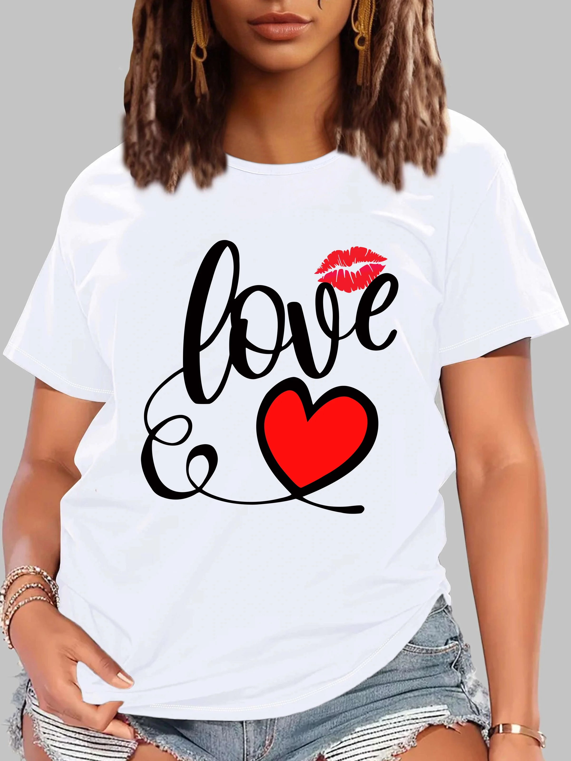 

Women's Heart Print Crew Neck Short Sleeve Sports T-shirt - Running and Casual Activewear