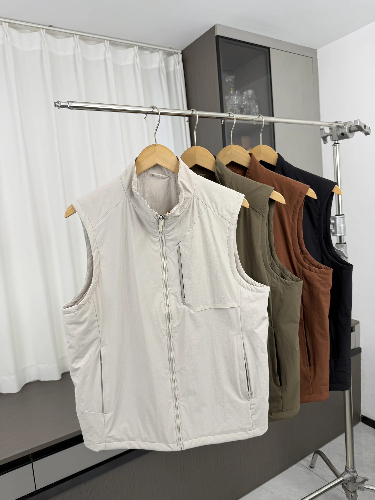 Outdoor Lightweight Men's Cotton Insert Casual Stand Collar Jacket Warm Fashionable Urban Style Autumn Wear Standard Fit